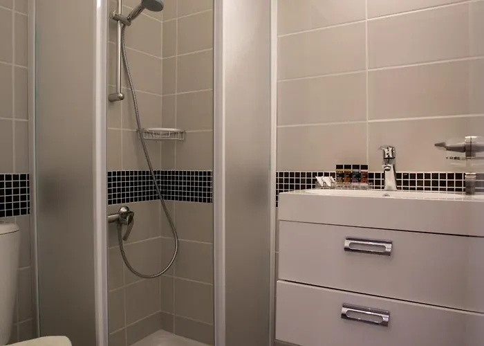 Szálloda Flora Maria 3*